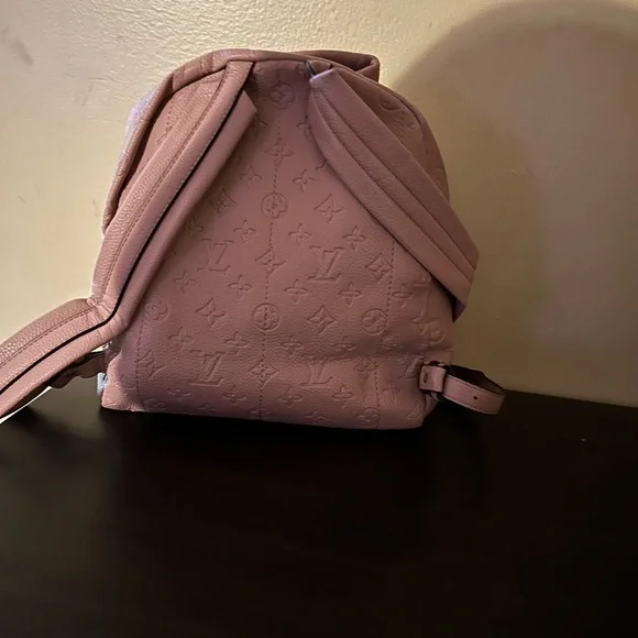 Louis vutton pink monogram backpack - Picture 3 of 3